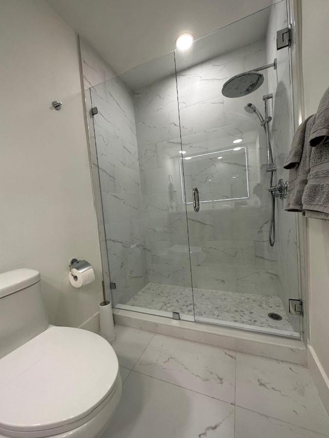 The Sun House - 3 Bed, 2 Bath, Private Pool, Fire Pit, Huge Backyard Villa Fort Lauderdale Exterior foto